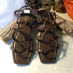 New York & Co. Brown Strappy Gladiator Style Lace Up Flat Sandals 7.5